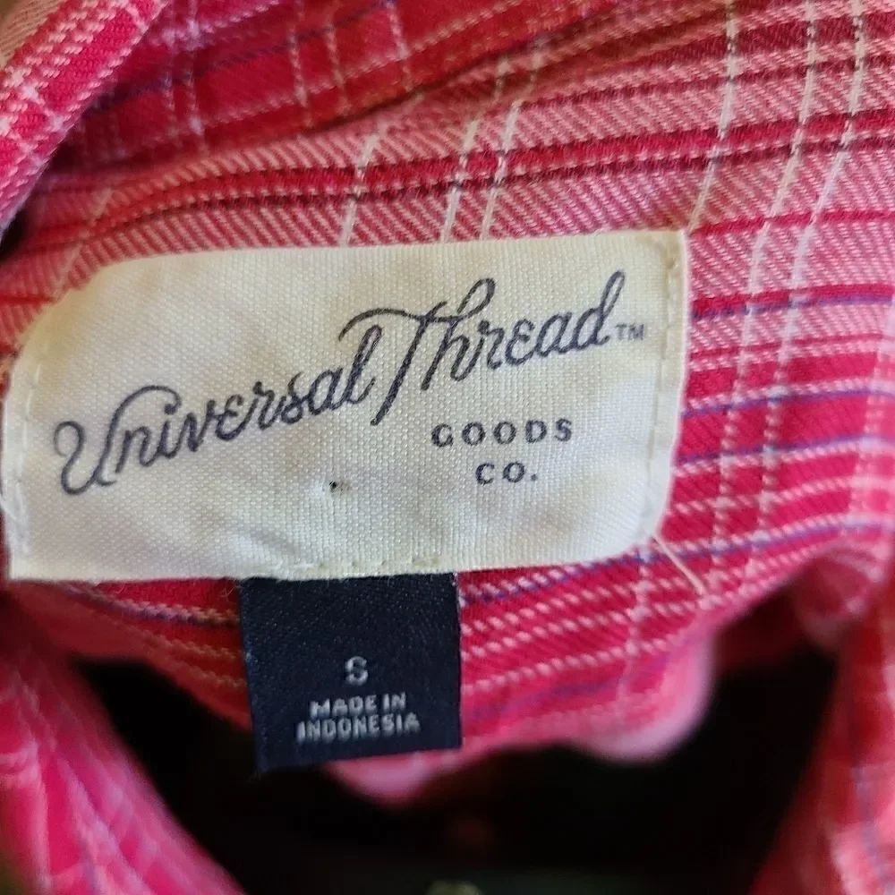 Universal Thread Button Up Shirt - Picture 6 of 8